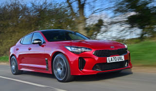 2021 Kia Stinger GT-S 3.3 T-GDi V6 - tracking